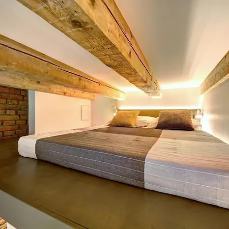 Central Studio - Andel * Prague